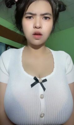 Thai big boobs on cute girl with braces tik tok